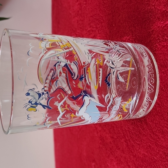 Walt Disney World Remember the Magic. Goofy, drinking glass. - Picture 3 of 8